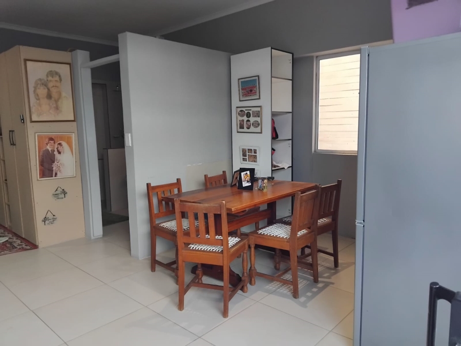 9 Bedroom Property for Sale in Country Club Western Cape